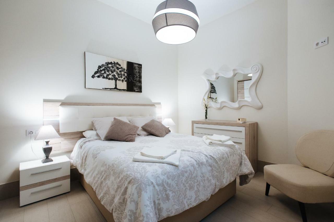 Luxury Apartment Penuelas Free Parking Sevilla Exterior foto