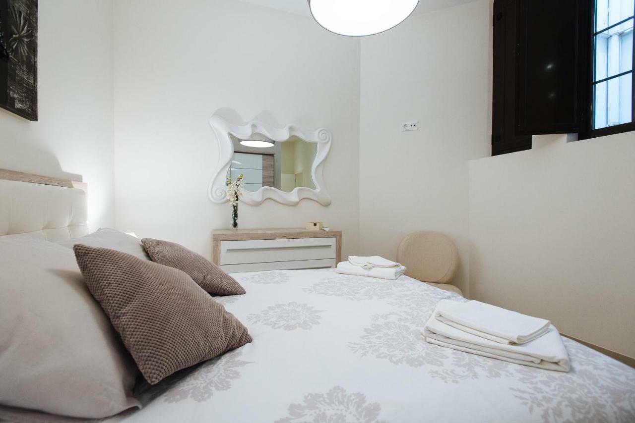 Luxury Apartment Penuelas Free Parking Sevilla Exterior foto