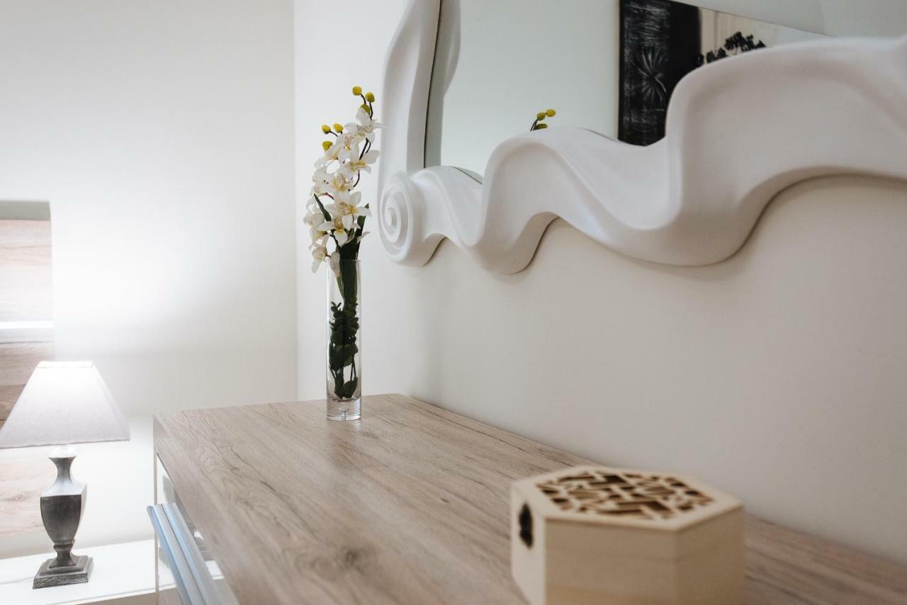 Luxury Apartment Penuelas Free Parking Sevilla Exterior foto
