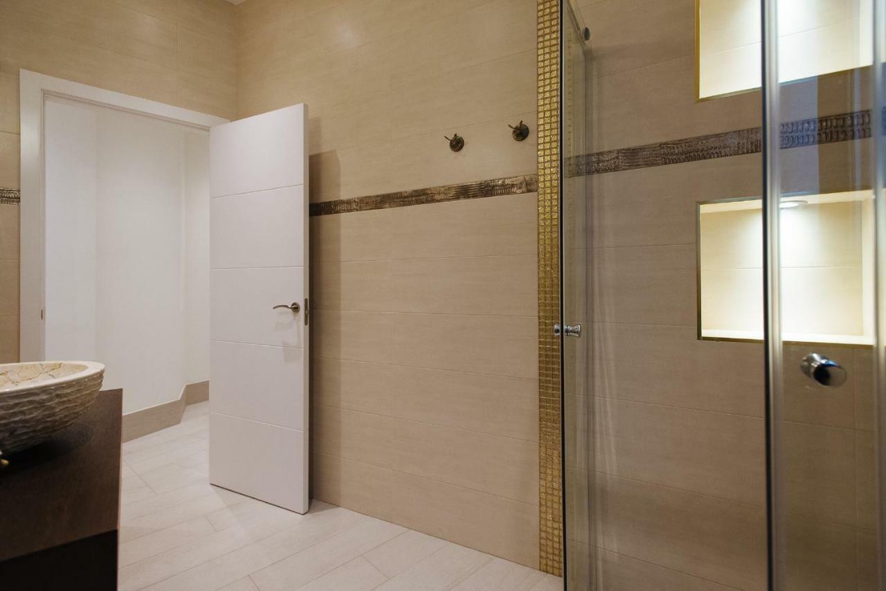 Luxury Apartment Penuelas Free Parking Sevilla Exterior foto